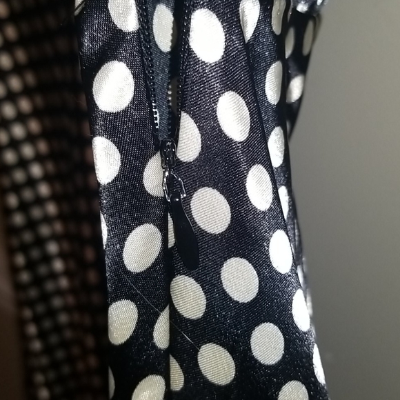 Super classy Polka Dot dress - Size 10 - Picture 5 of 6